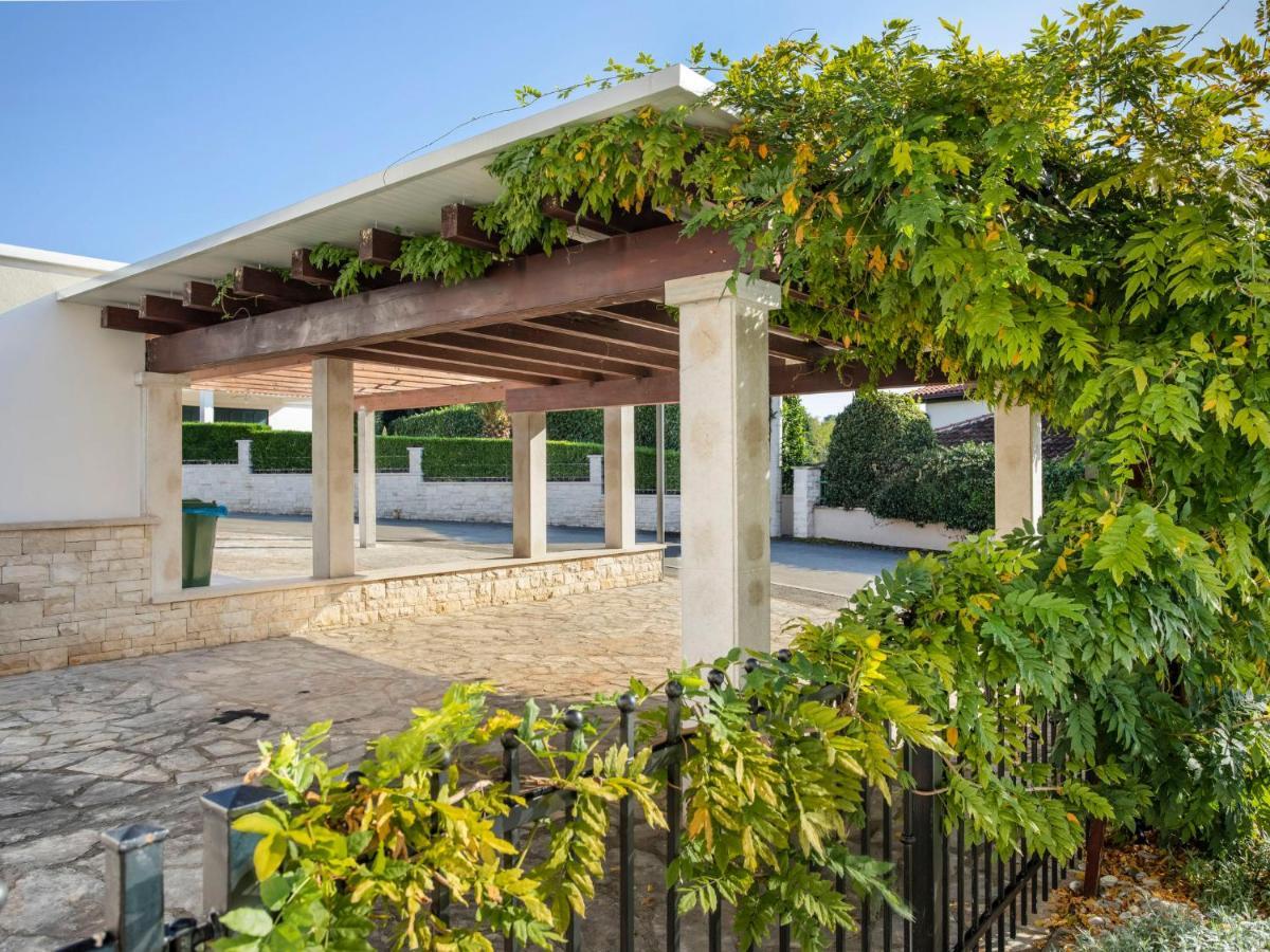 Holiday Home Villa Beach Front By Interhome Savudrija Kültér fotó