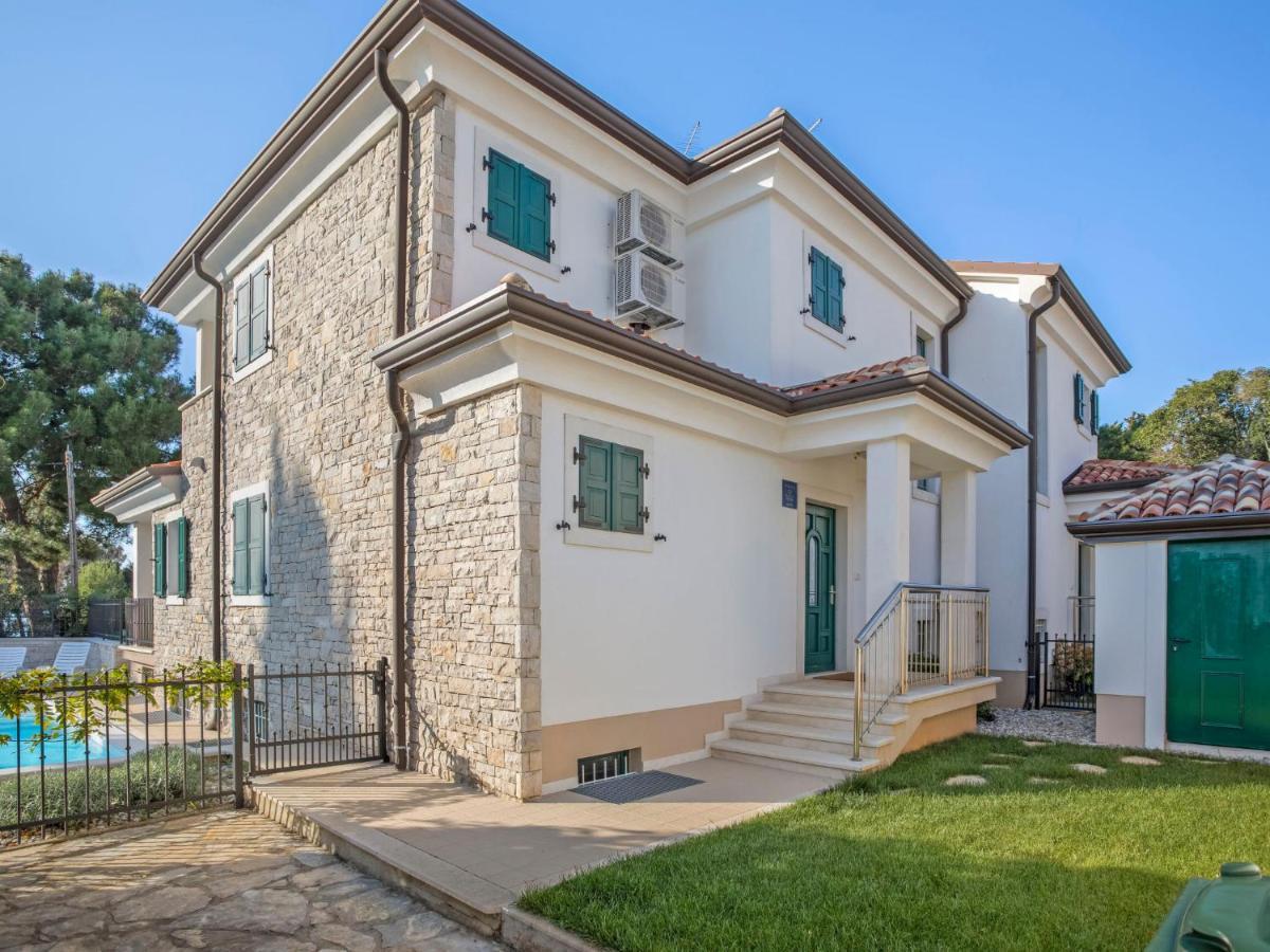 Holiday Home Villa Beach Front By Interhome Savudrija Kültér fotó